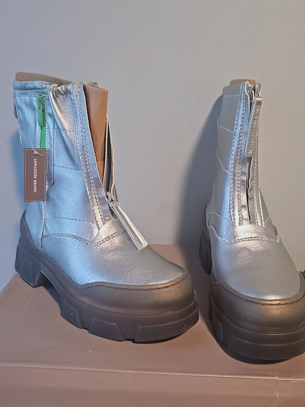 Galaxy By Harvic Silver Metallic Platform Ankle Boots